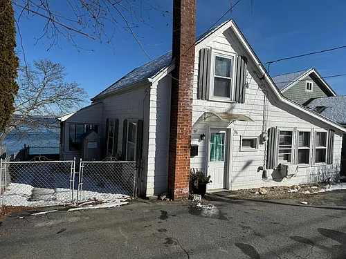 96 King Philip Ave Photo 1