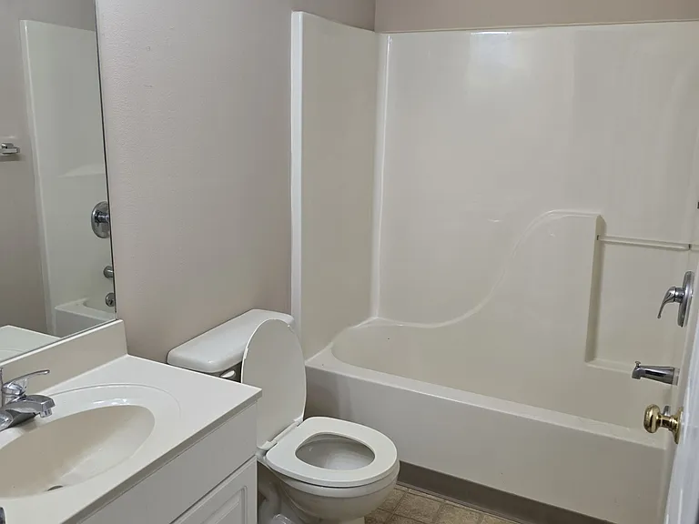 1067 Manitou Dr #207 — Photo 10