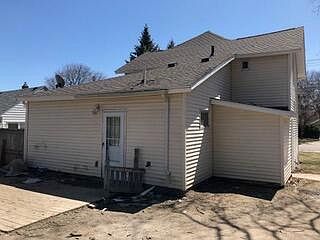 5th image of 1513 E Oakland Ave
