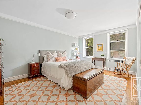 5th image of 225 Park Pl APT 2B