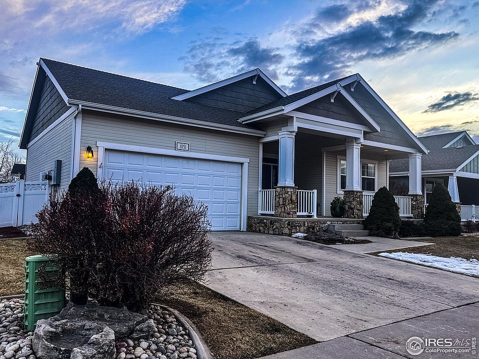 1st image of 1051 Canal Dr