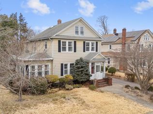 95 Thames St, New London, CT 06320