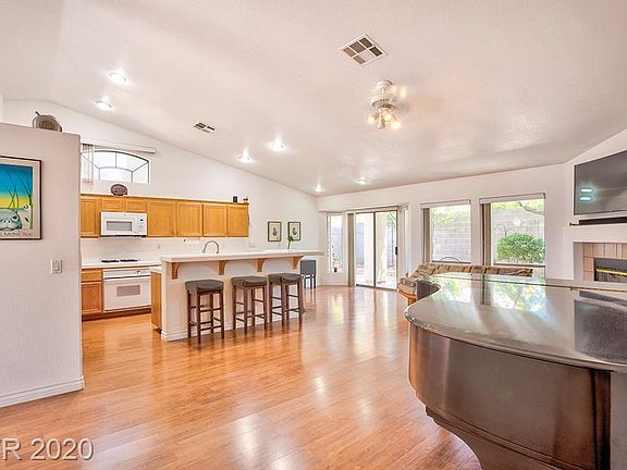 3rd image of 4143 Tarkin Ave