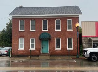 127 S Main St #2, Sycamore, IL 60178