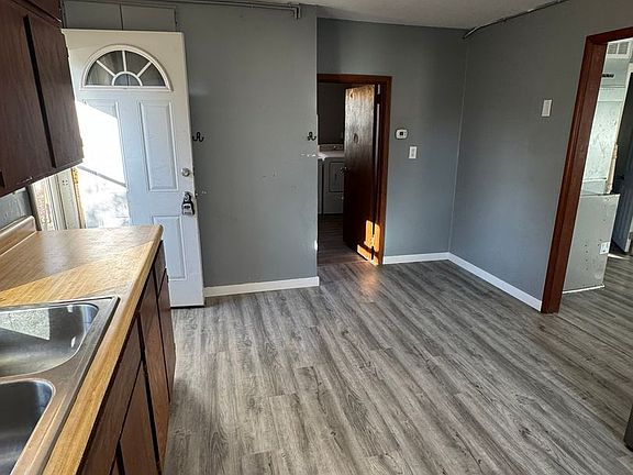 3rd image of 137 2nd St N #211