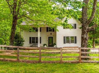 3240 Knob Creek Rd, Columbia, TN 38401