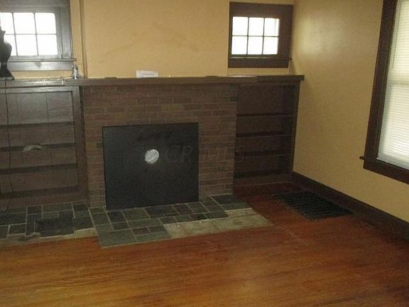 5th image of 515 Larcomb Ave