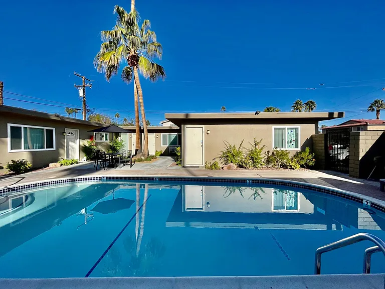 45421 Sunset Ln #B4 — Photo 40