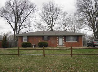 109 N Bend Dr, Fairview Heights, IL 62208