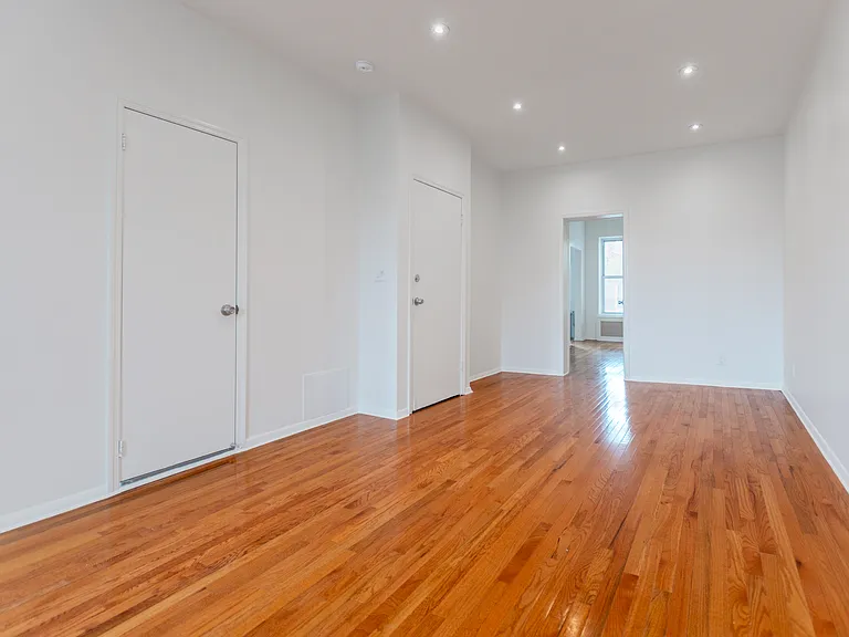 193A 29th St #3 — Photo 5