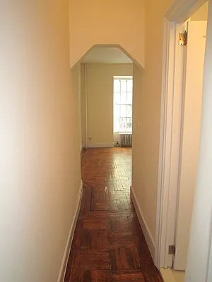 Rented by City Connections Realty | media 12