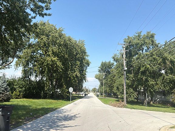 5th image of 17717 Paxton Ave