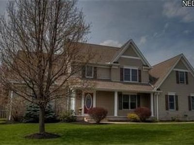 172 Sundew Ln, Chagrin Falls, OH, 44022