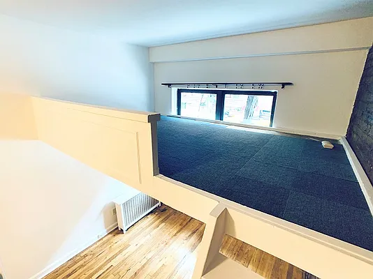 Rented by City Connections Realty | media 9