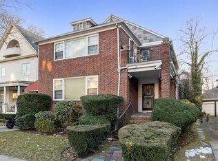 1070 E 19th St, Brooklyn, NY 11230