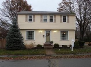 14 Puritan Rd, Danvers, MA 01923