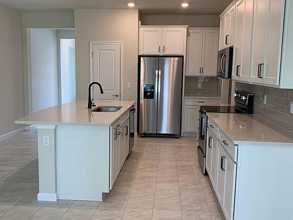 4th image of 1809 SE Ocean Cove Way