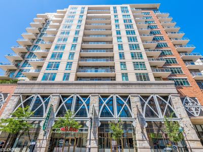 230 W Division St APT 1202, Chicago, IL, 60610