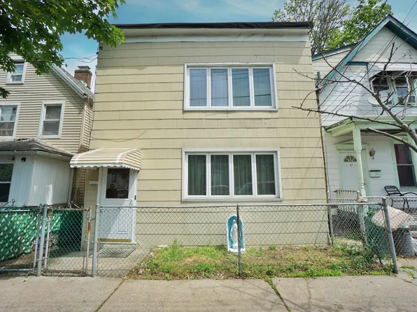 85 Osgood Ave, Staten Island, NY 10304