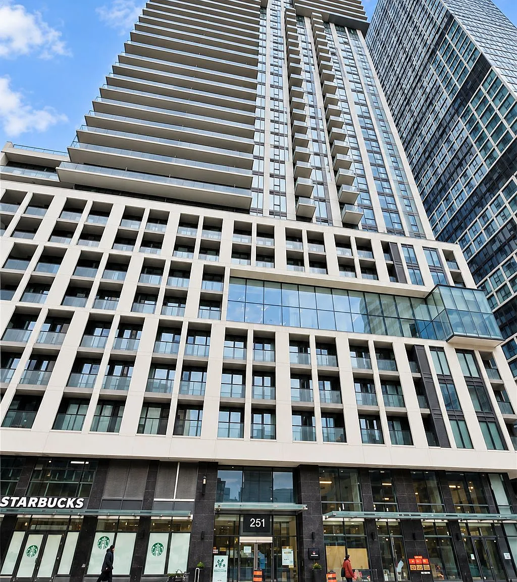 251 Jarvis St — Photo 1