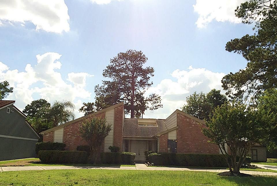 1st image of 11807 Marrs Dr