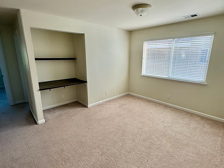 10185 Hampton Park Dr — Photo 8