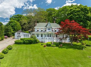 1660 Main Rd, Tiverton, RI 02878