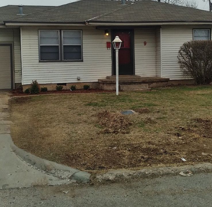 1st image of 9 NW 27th St