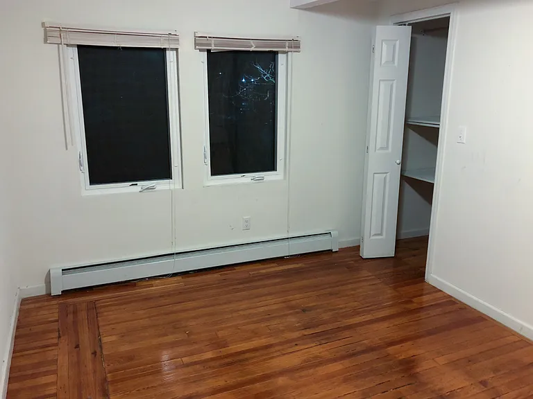 122 Combs Ave #2 — Photo 5