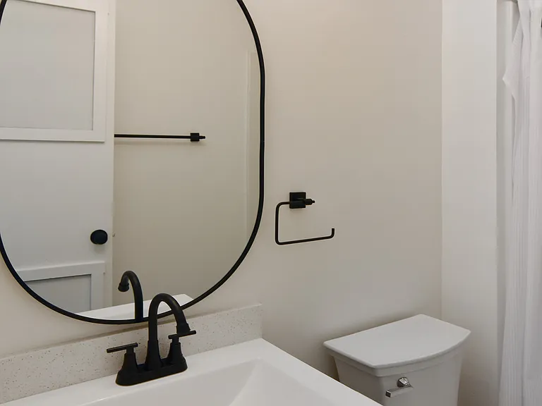 705 31st St #703 — Photo 3