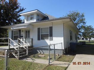 207 N Vine St, Commerce, OK 74339