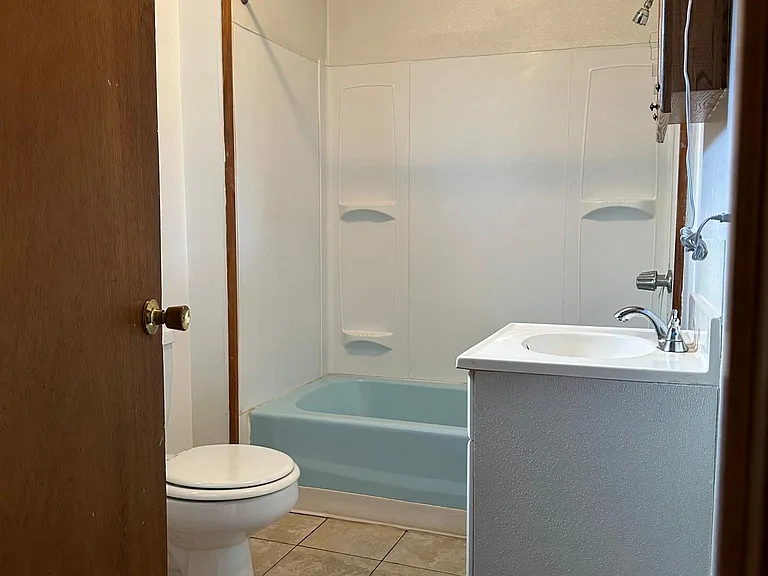 119 Green Pl #2 — Photo 5