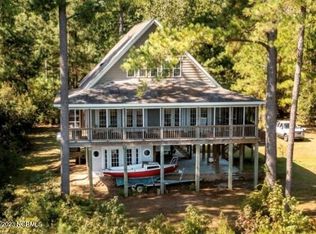 101 Lancaster Ln, Merritt, NC 28556
