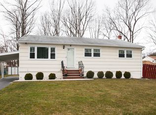 31 Fairmount Ave, Edison, NJ 08820