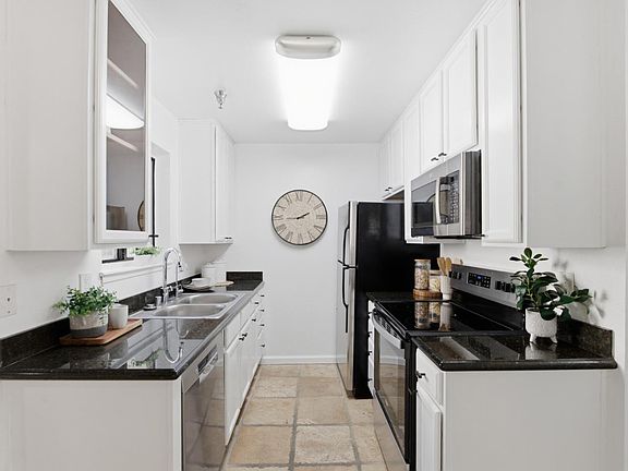 5th image of 880 E Fremont Ave APT 729