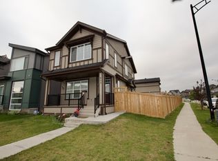 903 Daniels Loop SW, Edmonton, AB T6W4C8