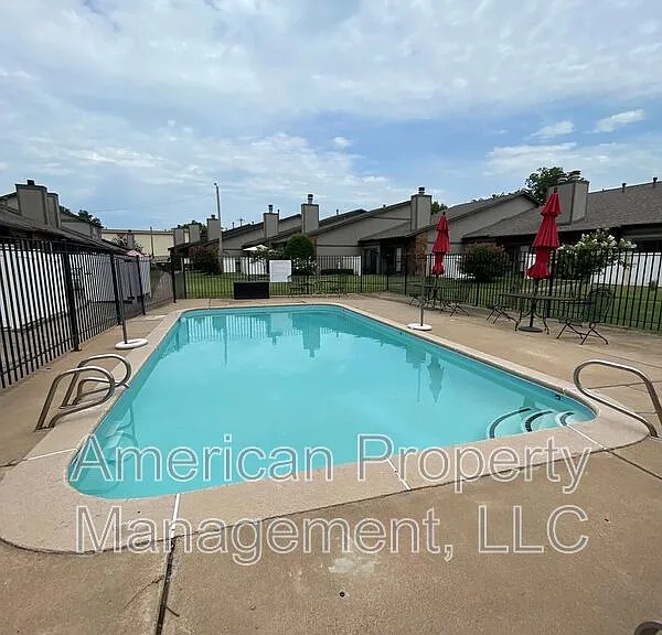 6185 S Zunis Ave — Photo 40