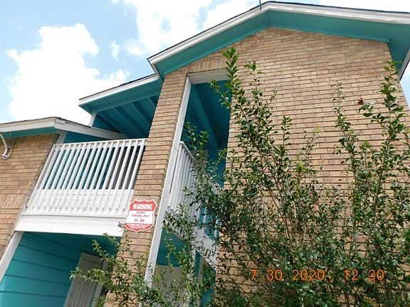 3rd image of 5212 Meadow Fld APT 4