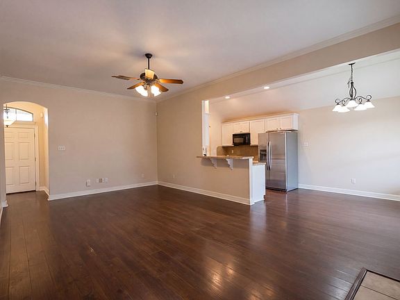 4th image of 3214 Grand Lake Dr