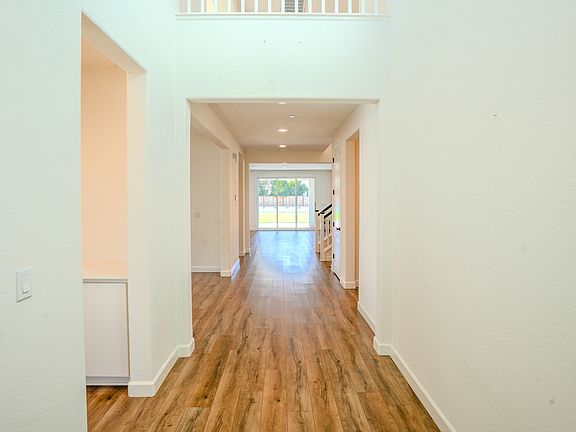 Entry walk way