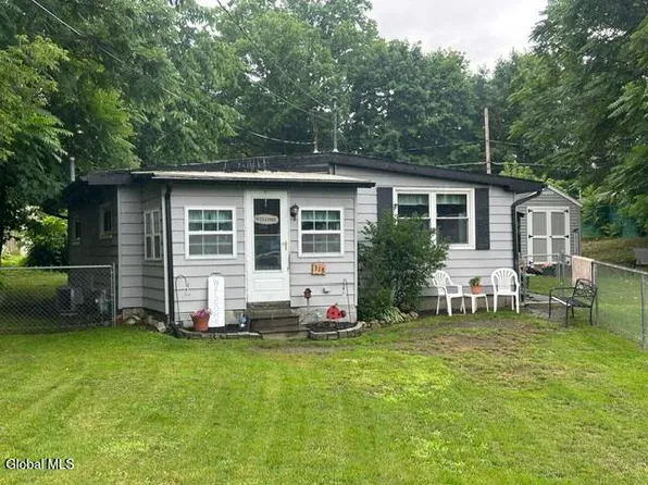 318 Richfield Street, Troy, NY 12182