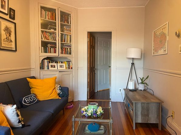 73 Phillips St APT 1