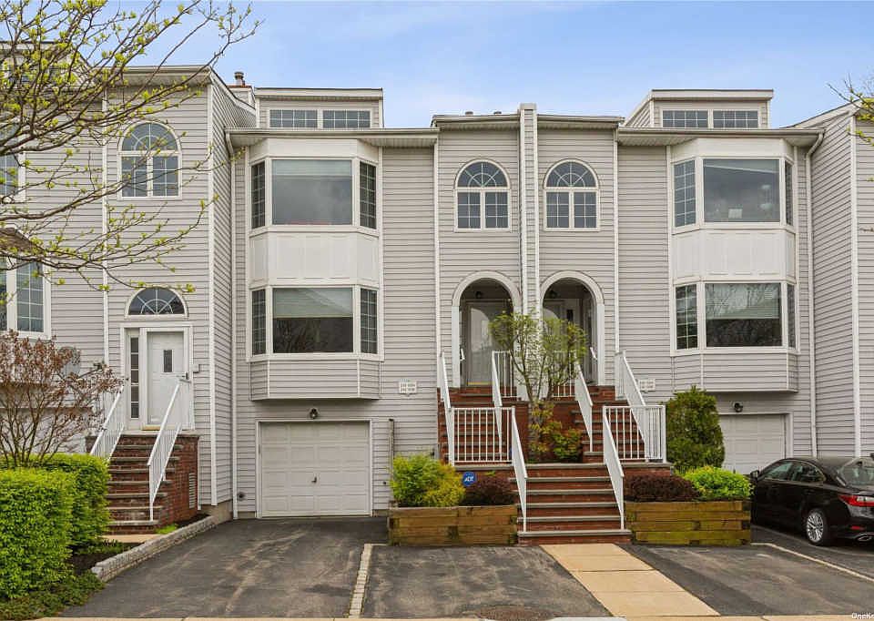 1st image of 24160 Oak Park Dr Unit B