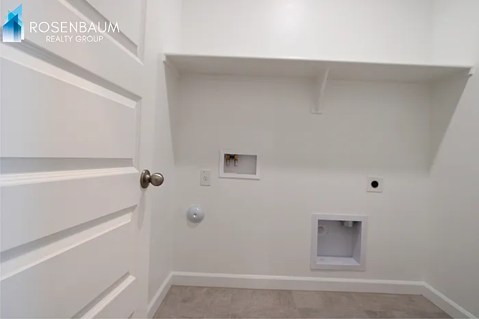 4 bed, 2.0 bath, 1787 sqft, $1,899 — Photo 4