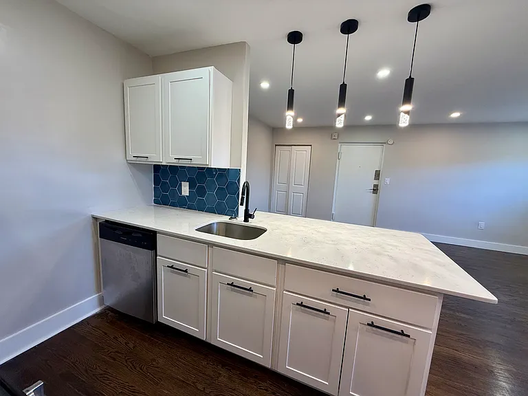PALMETTO APARTMENTS — Photo 17