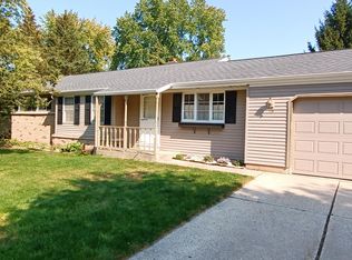 770 S Parkway Dr, Brookfield, WI 53005