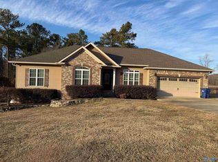 2545 Cedar Ridge Cir, Gadsden, AL 35903