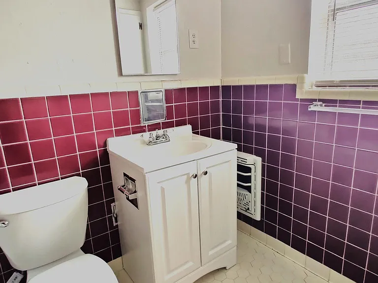5725 Martel Ave #A — Photo 7