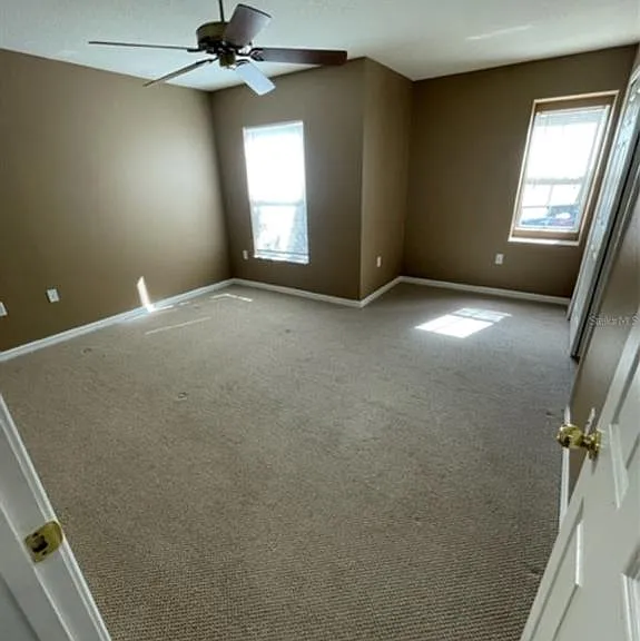 10934 Johanna Ave — Photo 17