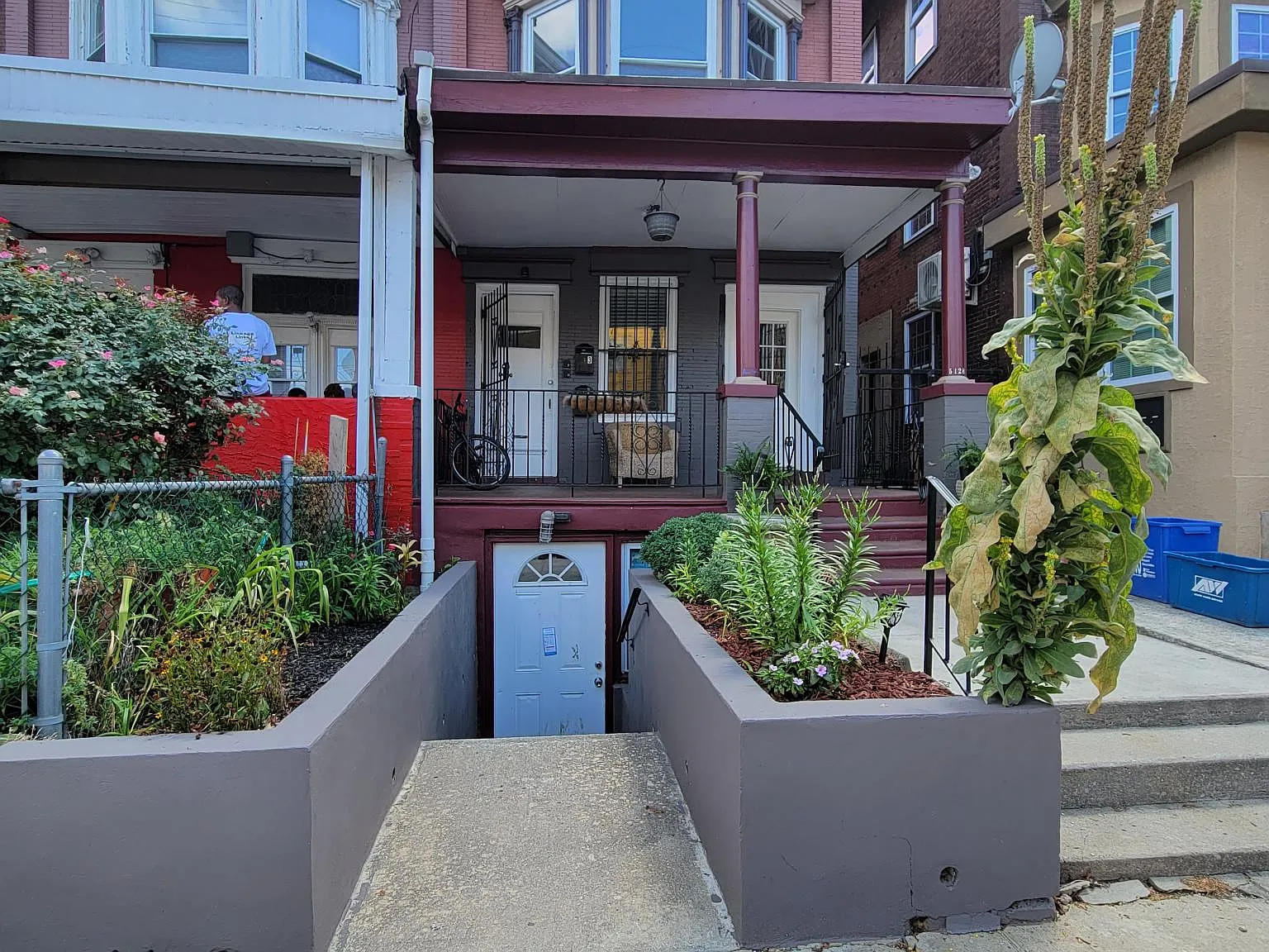 5128 Chester Ave — Photo 4
